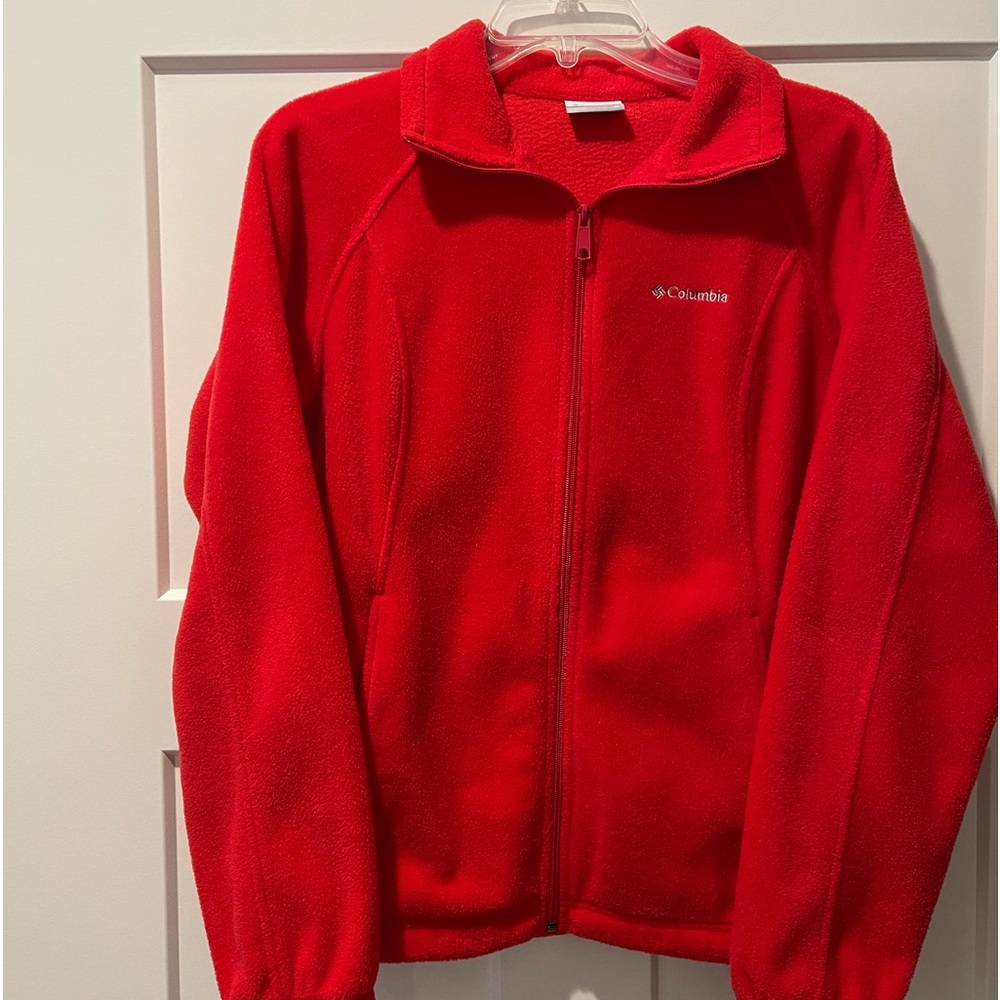 Women’s size M Columbia fleece jacket